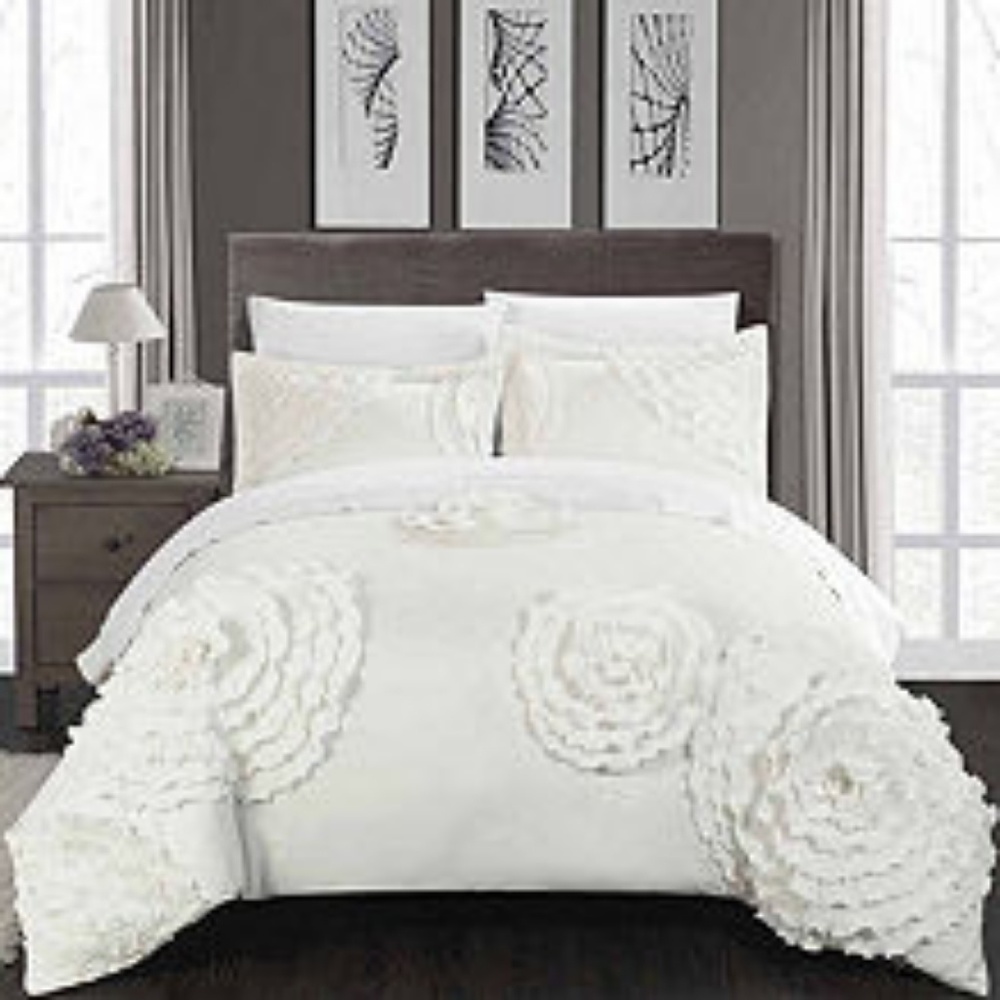 White Chic King Duvet and Two Shams